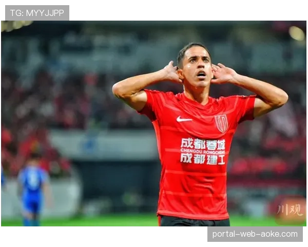 成都蓉城核心罗慕洛热身赛受伤，将缺席联赛开局阶段